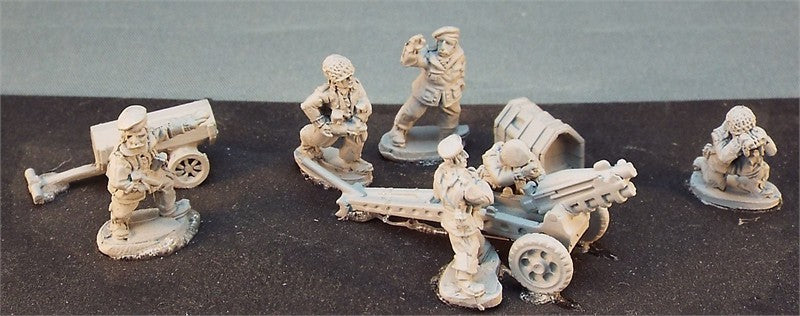 Paratroops with 3 x 75mm Pack Howitzers